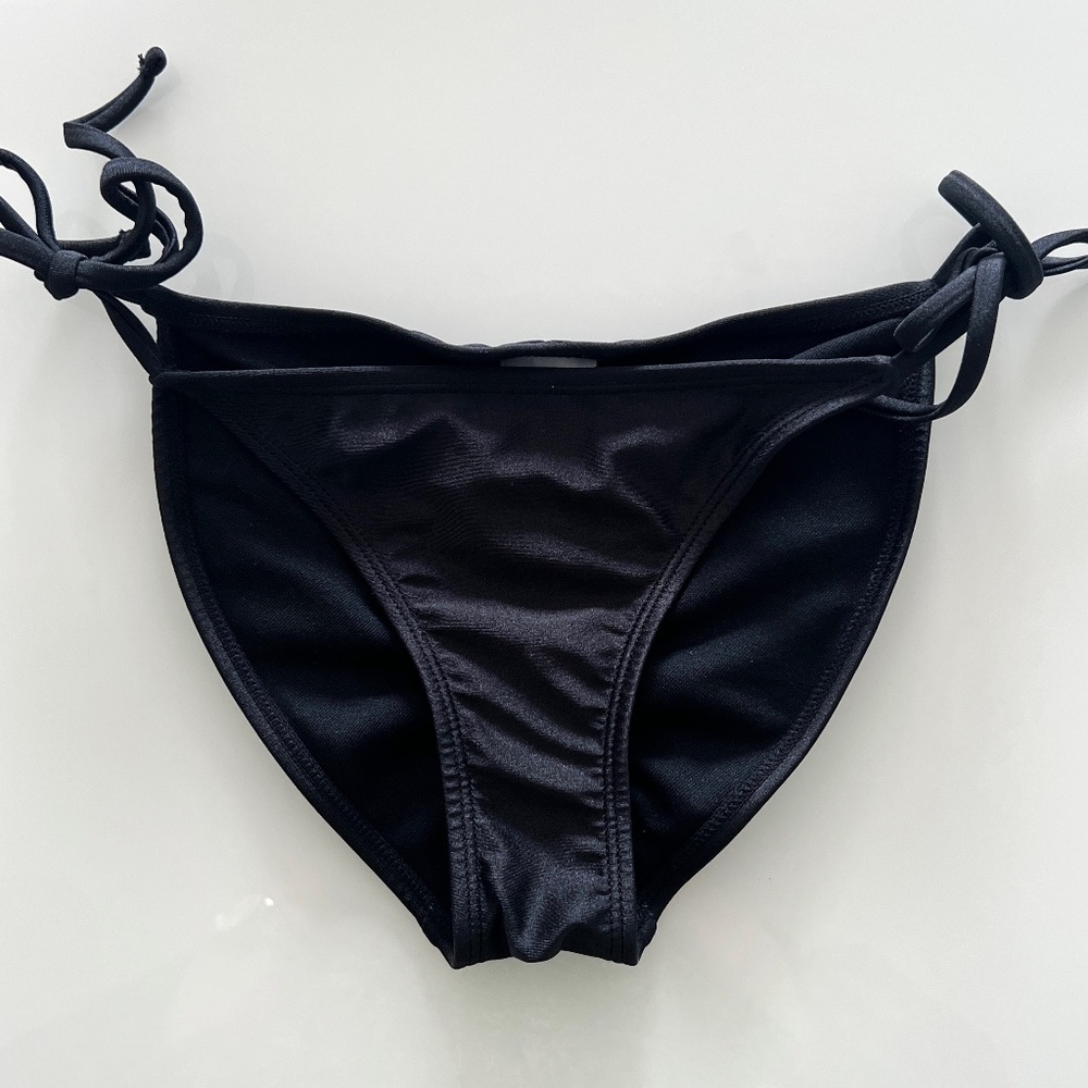 Xhilaration - Ruched Bikini Bottom